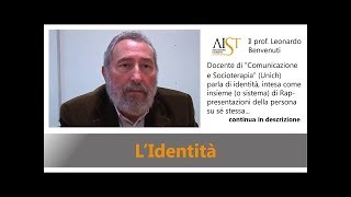 12  L'Identità